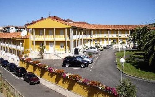 Apartamentos San Pedro En Llanes Exterior foto