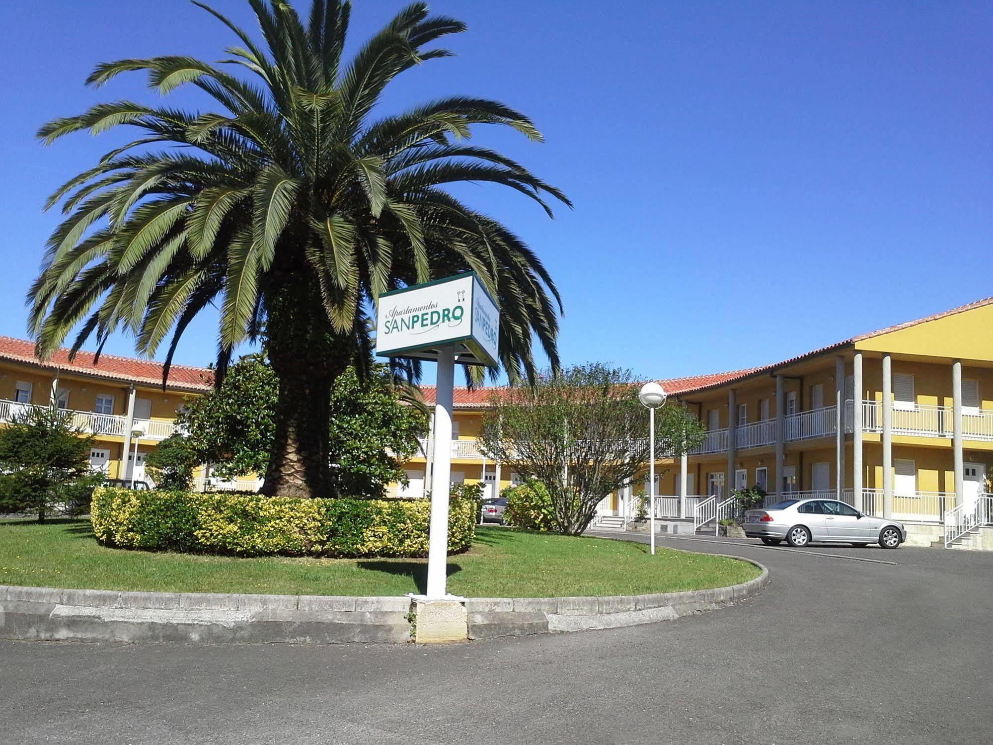 Apartamentos San Pedro En Llanes Exterior foto
